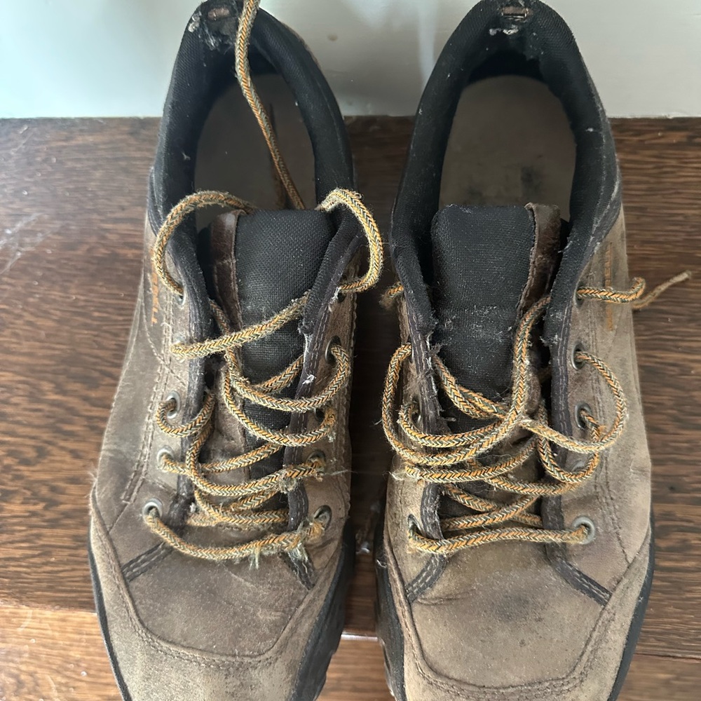 Vibram Brown Suede Lace-Up Men’s Work Boots